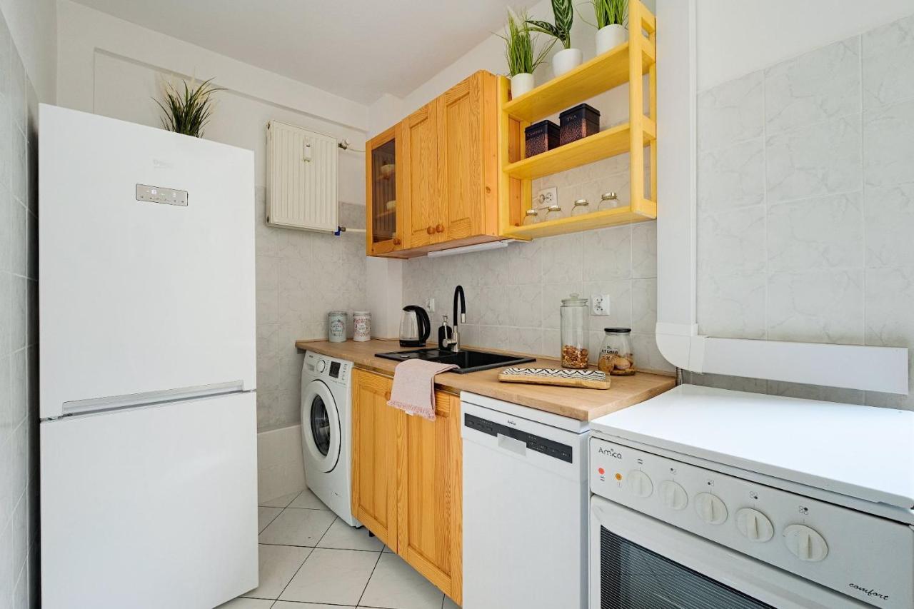 2 Bedroom Apt In Heart Of Warsaw Zgoda 9 Tv70 Dış mekan fotoğraf