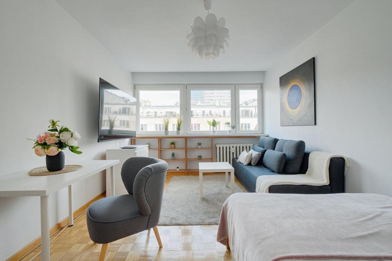 2 Bedroom Apt In Heart Of Warsaw Zgoda 9 Tv70 Dış mekan fotoğraf